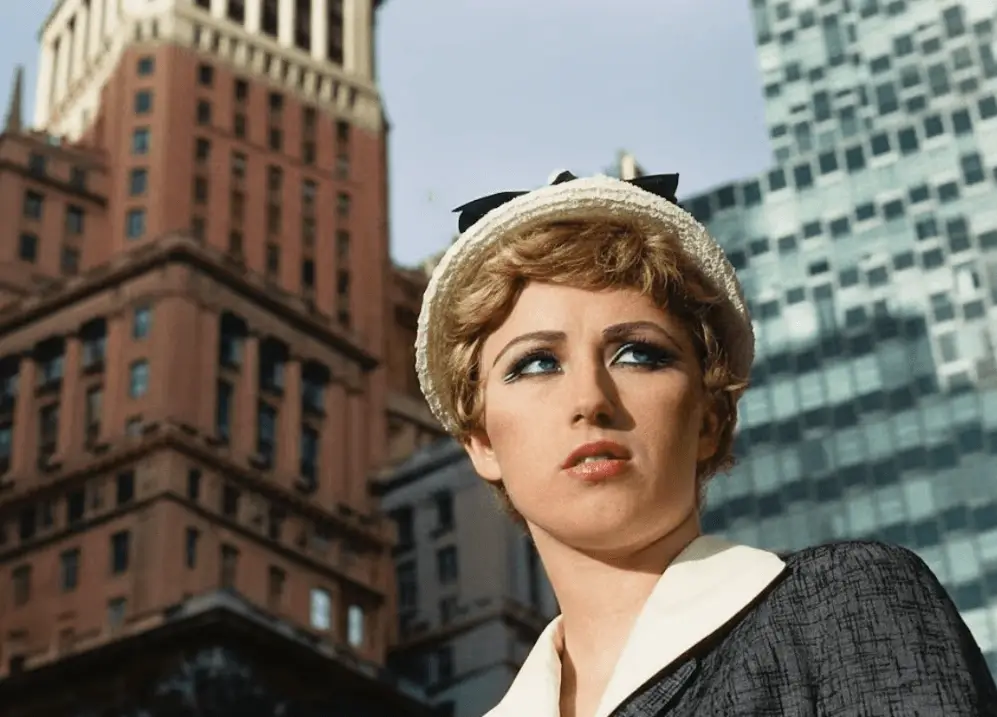 Sample — fine detail and coherent structure for brand-friendly stills.